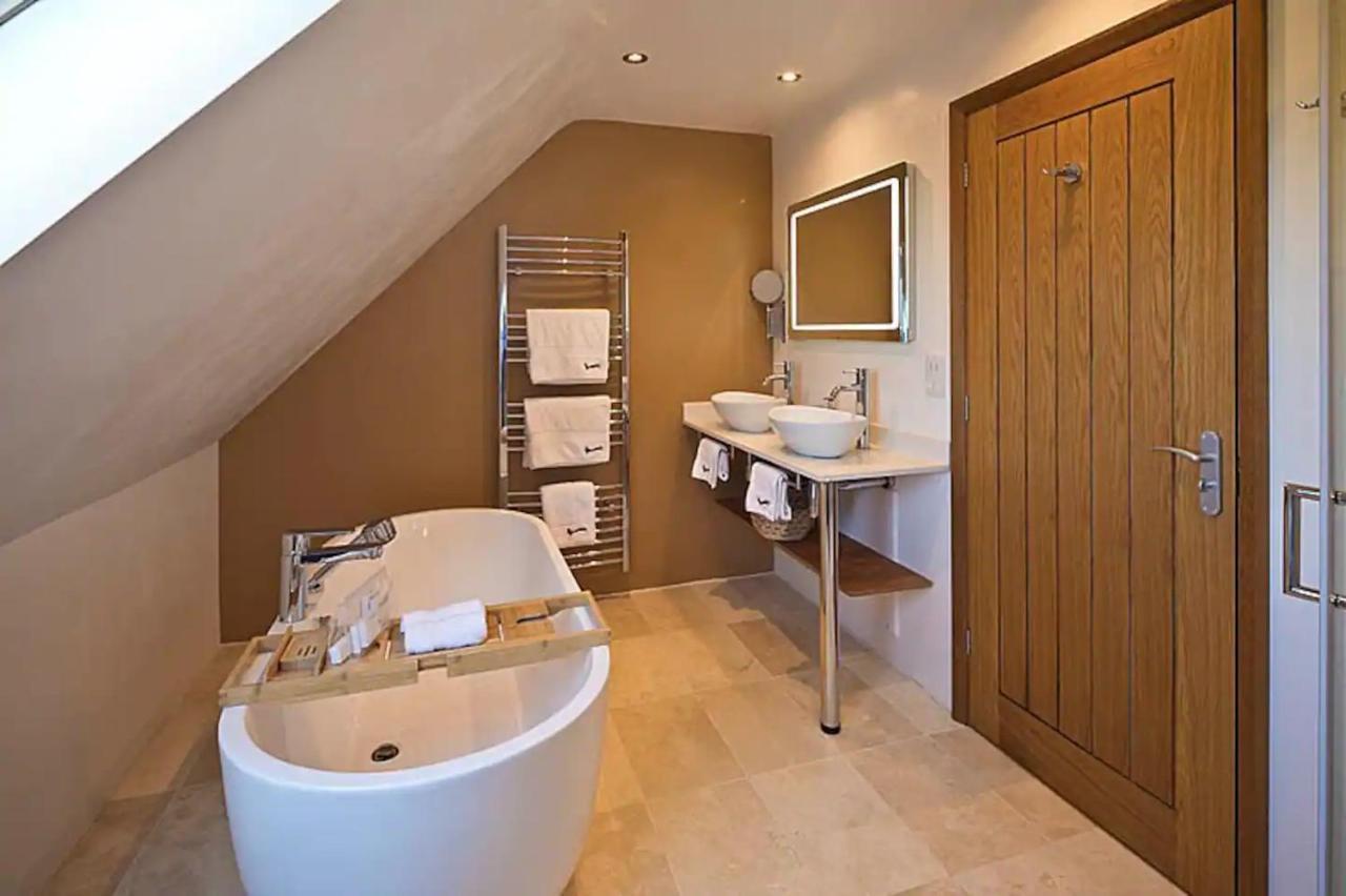 Bed and Breakfast The Pheasantry Wymondham  Esterno foto