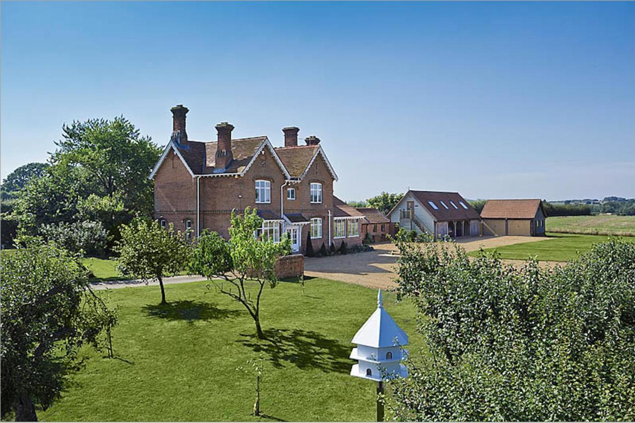 Bed and Breakfast The Pheasantry Wymondham  Esterno foto